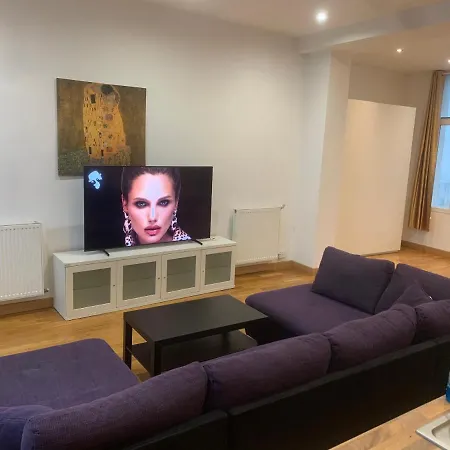 Apartment Spacieux 100 M2 Pour 7 Personnes En Plein Centre-ville